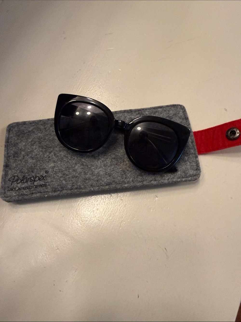 Black Cat-Eye polarized Sunglasses for Toddlers